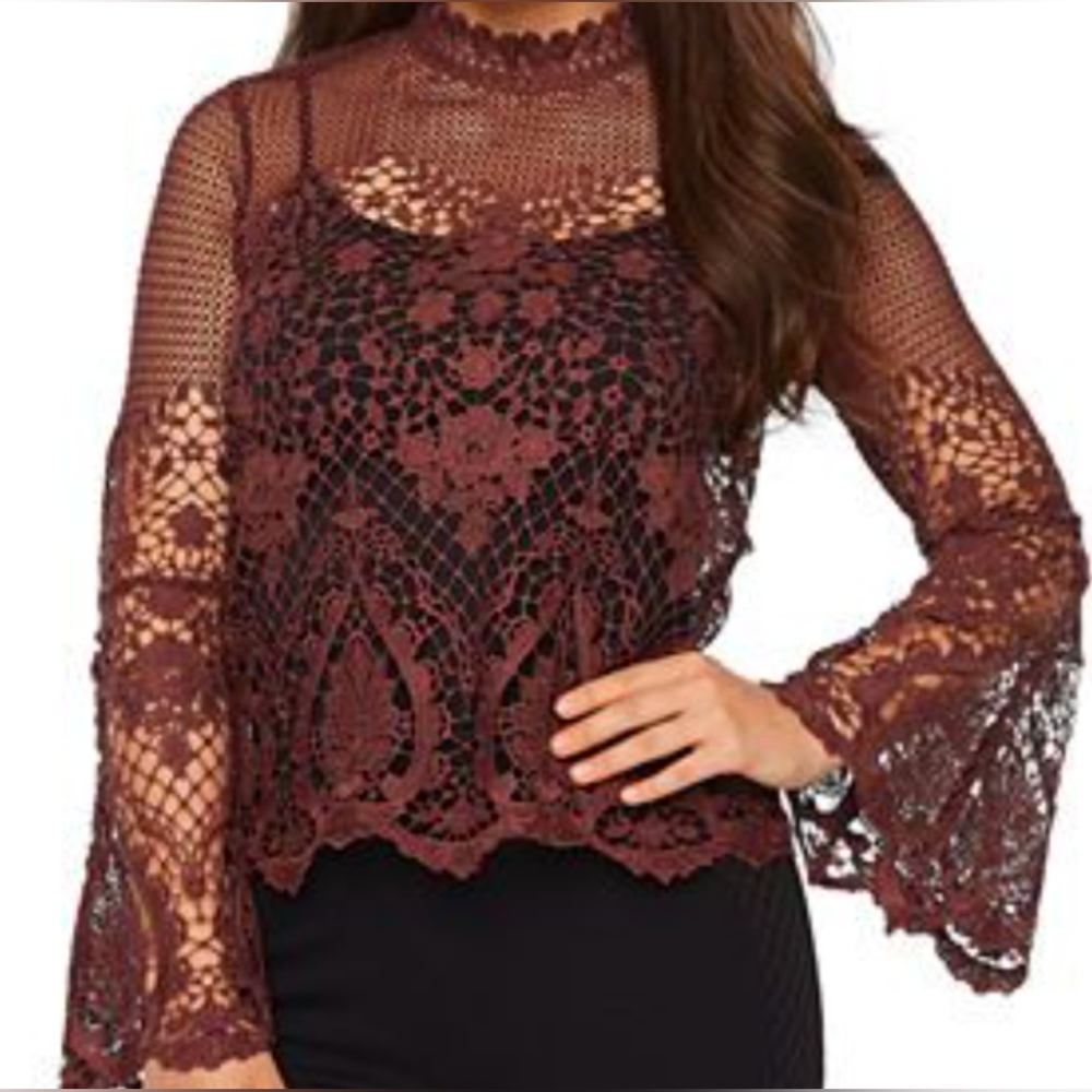 Bold Elements Top Womens Sz XL Maroon Lace Mock Neck Bell Sleeve Back Zip